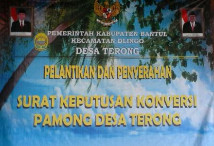 PELANTIKAN DAN PENYERAHAN SK KONVERSI PAMONG DESA TERONG