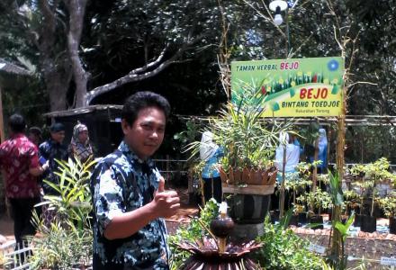 DESA TERONG MASUK 12 BESAR LOMBA TANANMAN HERBAL YANG DIADAKAN BEJO BINTANG TOEDJOE DAN TRIBUN JOGJA