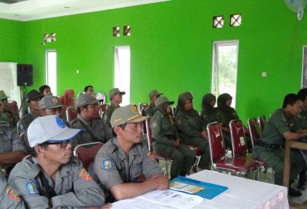 Sosialisasi dan Pemberdayaan Sat Linmas dalam Rangka Kewaspadaan Dini Masyarakat Tahun 2017 