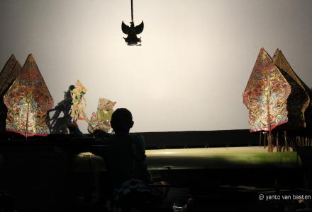 PAGELARAN WAYANG DI PEDUKUHAN TERONG II