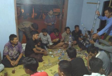 Karang Taruna Mayapada Mengikuti Pelatihan Pemanfaatan Barang Bekas