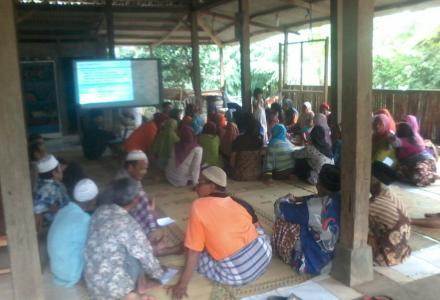 Pemeriksaan Kesehatan Salah Satu Program Kerja KKN UAD di Saradan