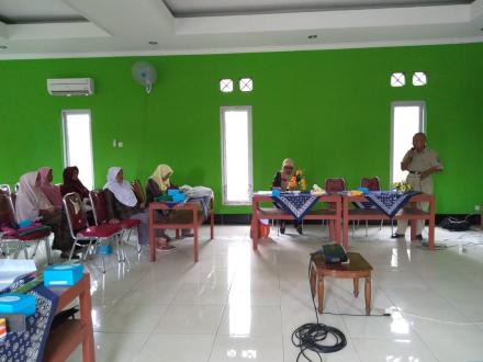 Pembinaan dan Pelatihan Kader Kesehatan Desa Terong