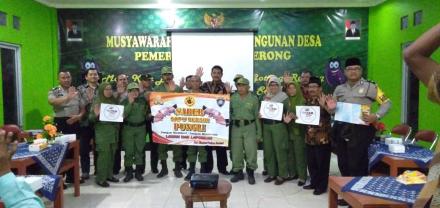 Pembinaan dan Peningkatan Kapasitas Linmas dan Pamong Desa