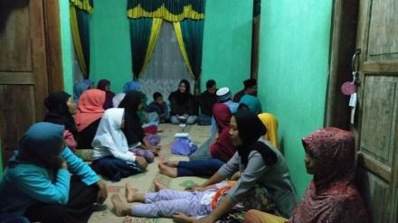 KKN Pedukuhan Sendang Sari Mengikuti Kegiatan Yasinan