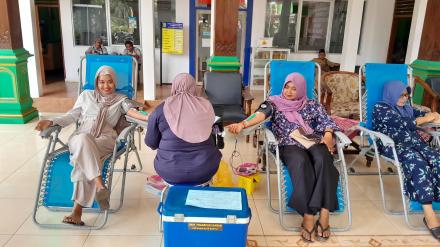 Donor Darah Dalam Rangka Rangkaian Hari Jadi Kalurahan Terong