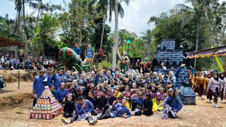 Kirab Budaya Dalam Rangka Merti Dusun Pedukuhan Sendangsari